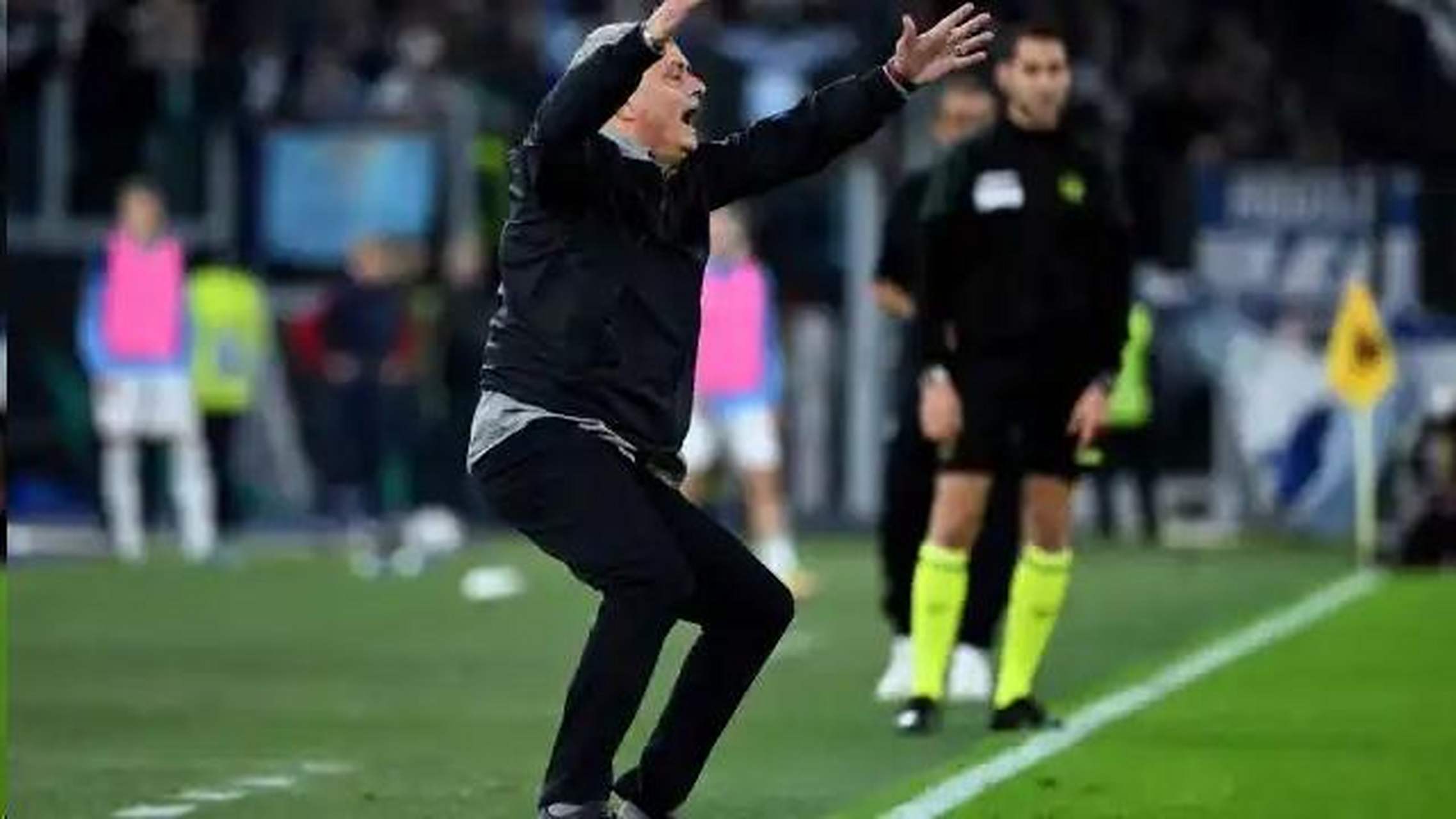 罗马不敌萨索洛，在主场失利