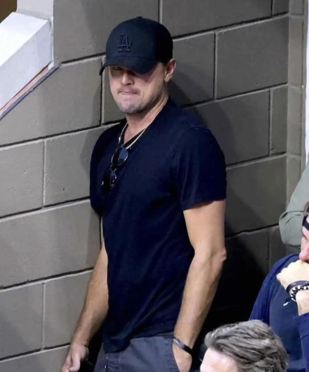 华体会app下载地址-赛场较量的胜负看似轻松，却带着无数心思