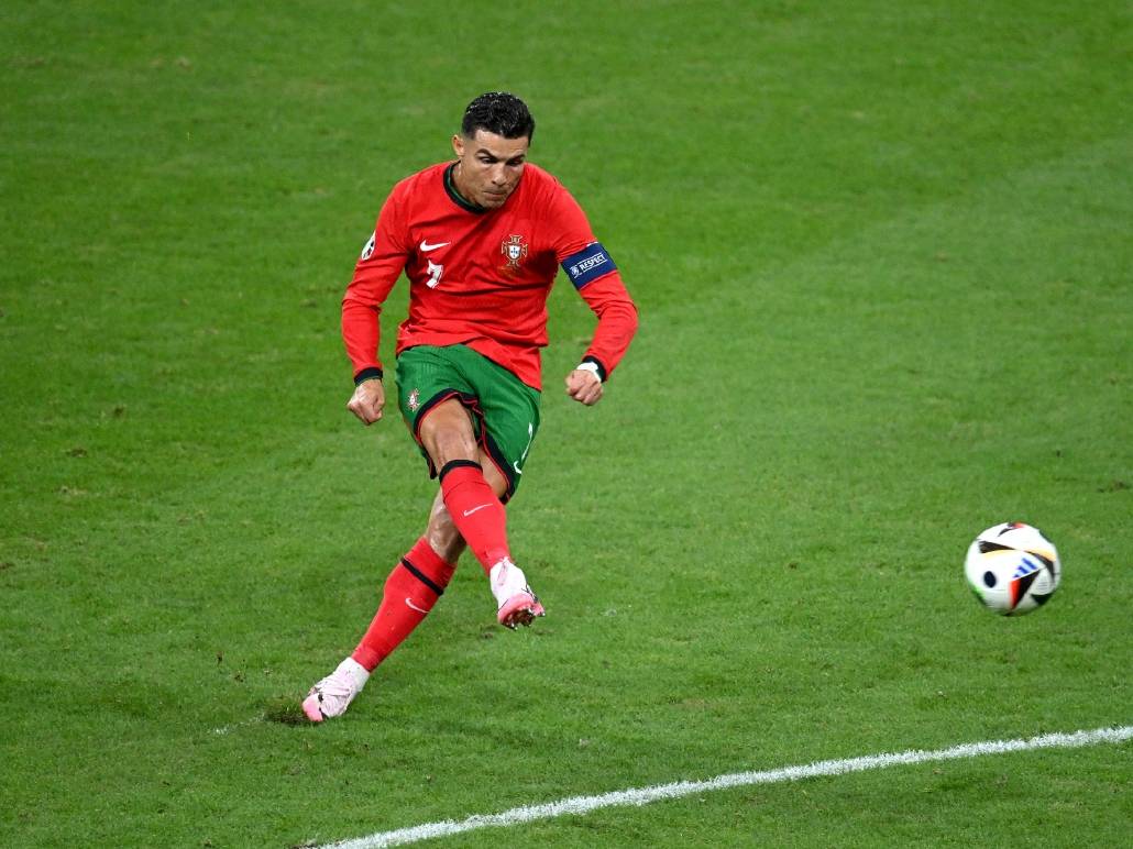 华体会培训-比利时队主场轻松取胜,葡萄牙队憾失连胜纪录