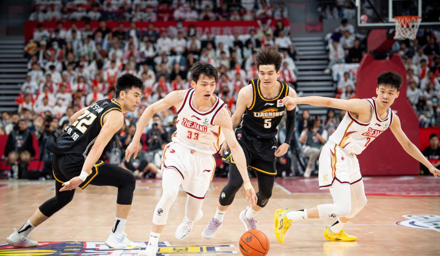 浙江队爆发神级表现，全国篮球锦标赛被彻底压制，逆转的简单介绍