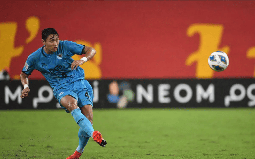 华体会官方入口-卡昂客场击败马赛，弯道超车追赶积分榜前列