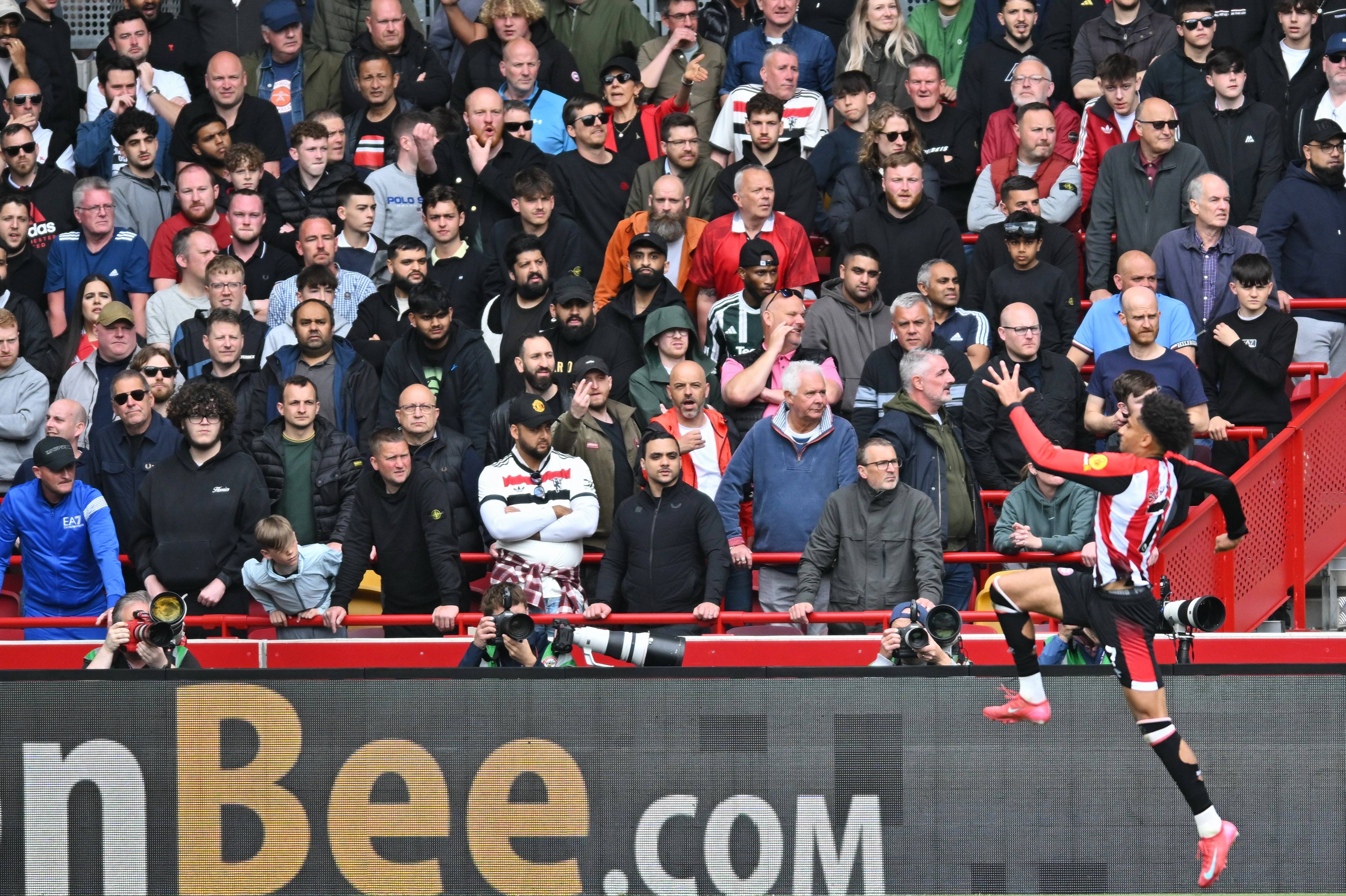 法兰克福实力不容小觑，坐镇主场迎战曼联的简单介绍