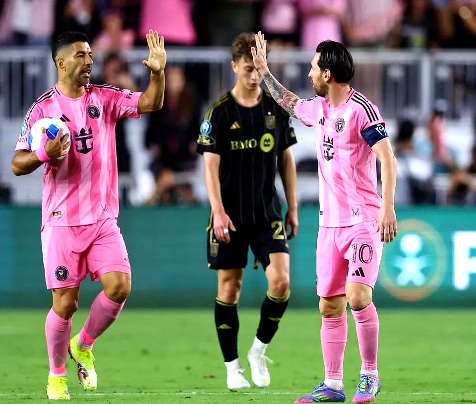 不来梅客场战胜对手，全力保级成功的简单介绍