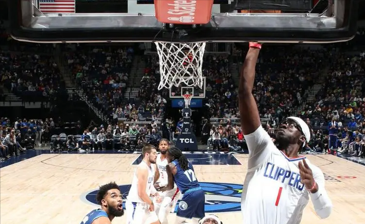 华体会网页版入口-包含巨星一战再开战，横扫五连胜，榜首稳固的词条