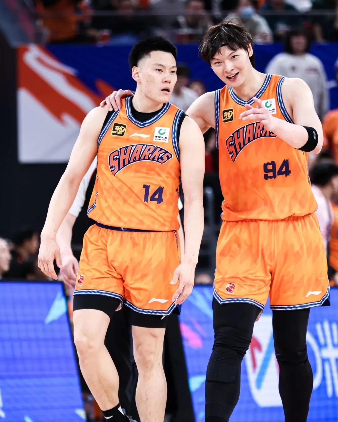 华体会亚洲官网-包含上海队大战在即，球员精神饱满备战的词条