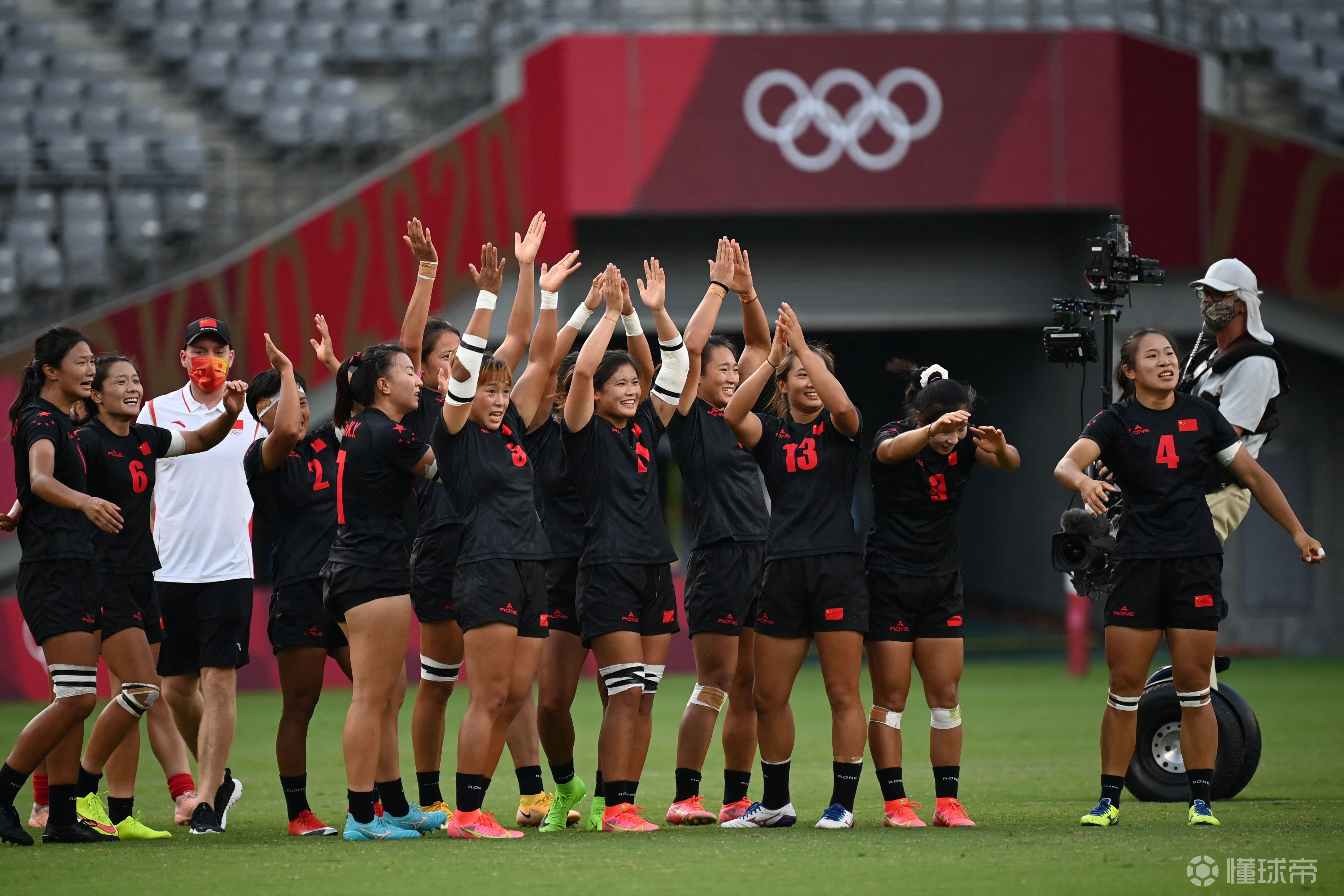 华体会vip注册-包含美国队在加利福尼亚击败智利队，晋级八强的词条