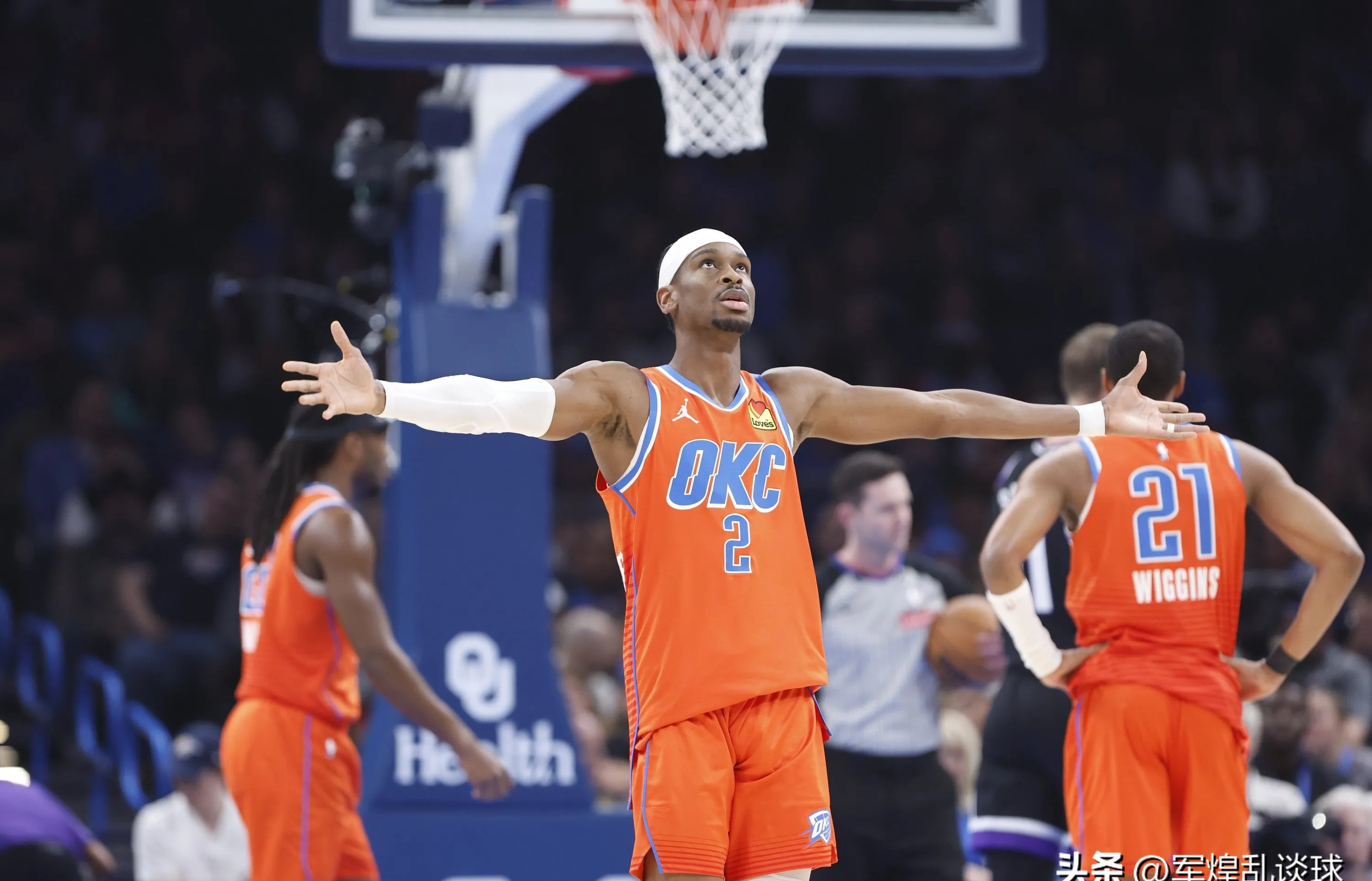 江苏雷霆队赢得胜利，士气高涨