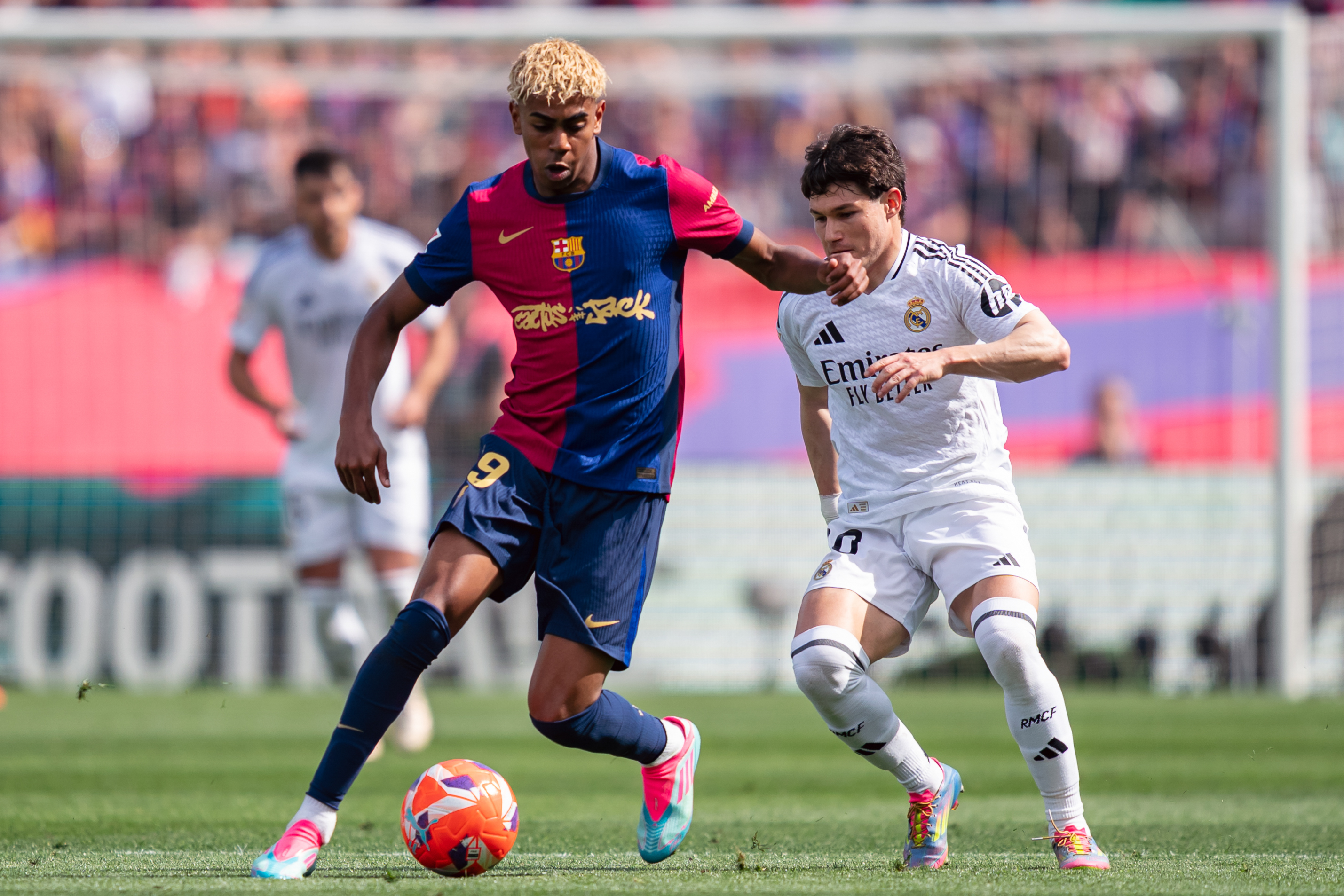 华体会直播-巴塞罗那签下新秀天才，引领未来冲击西甲冠军的简单介绍