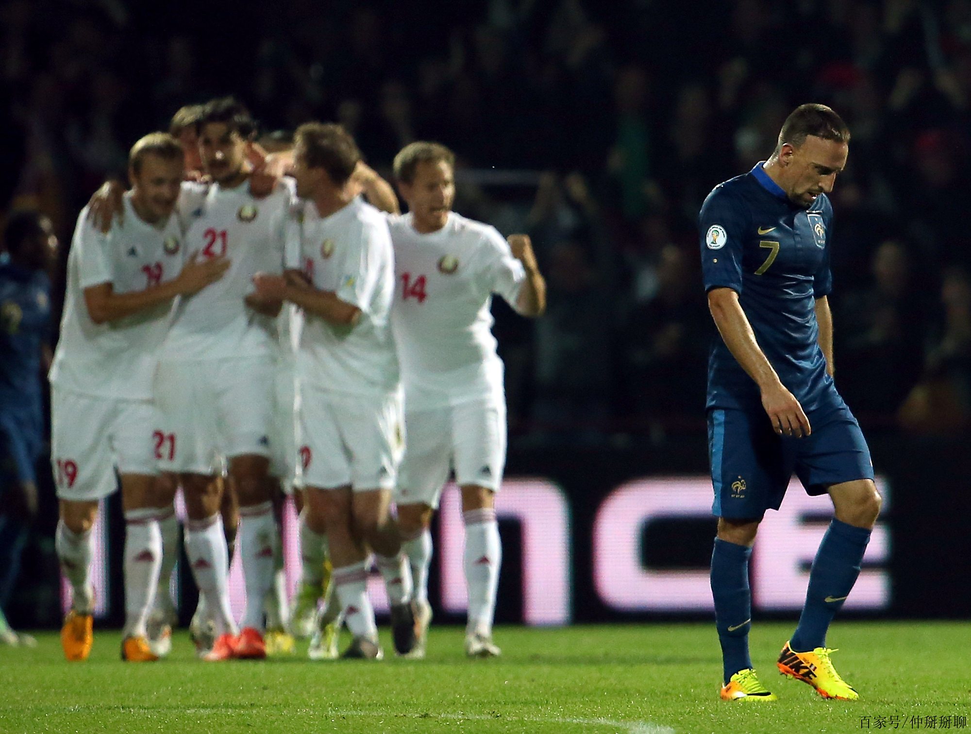 北爱尔兰险胜白俄罗斯，晋级机会增加