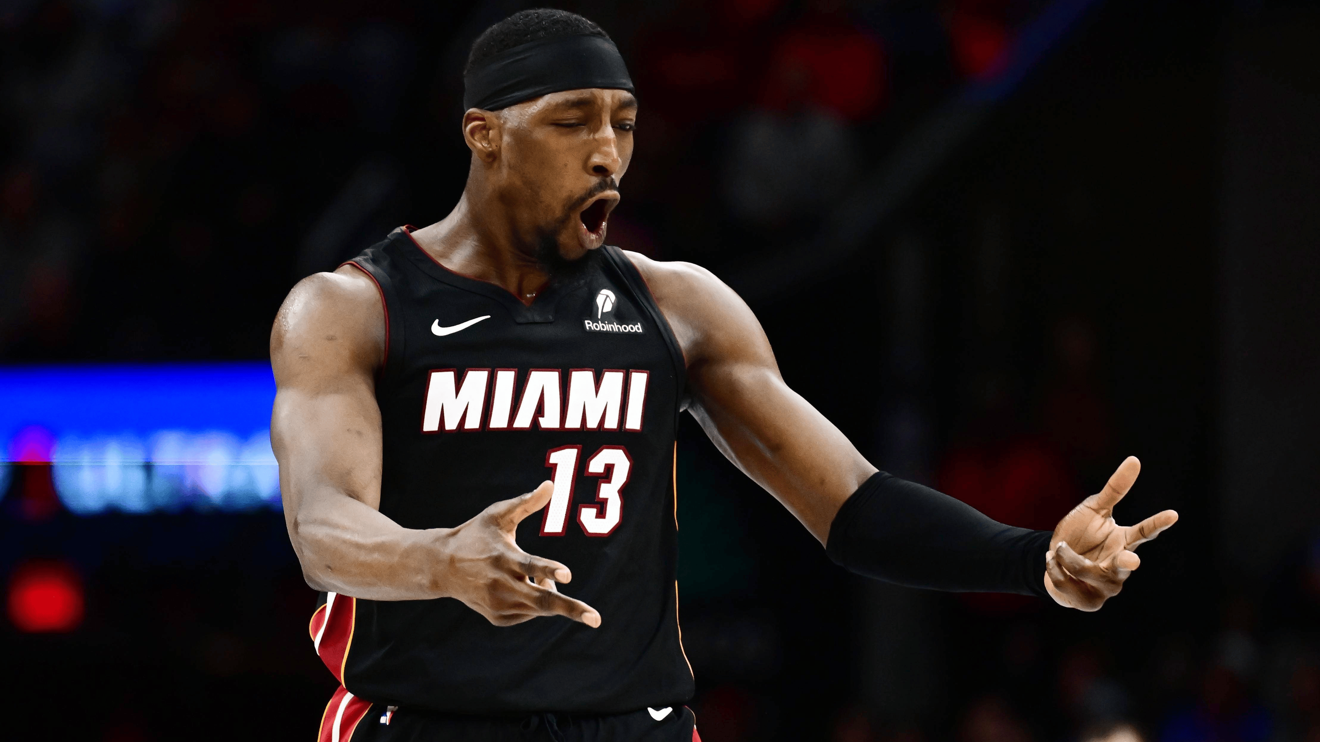 热火主场逆转雷霆保持