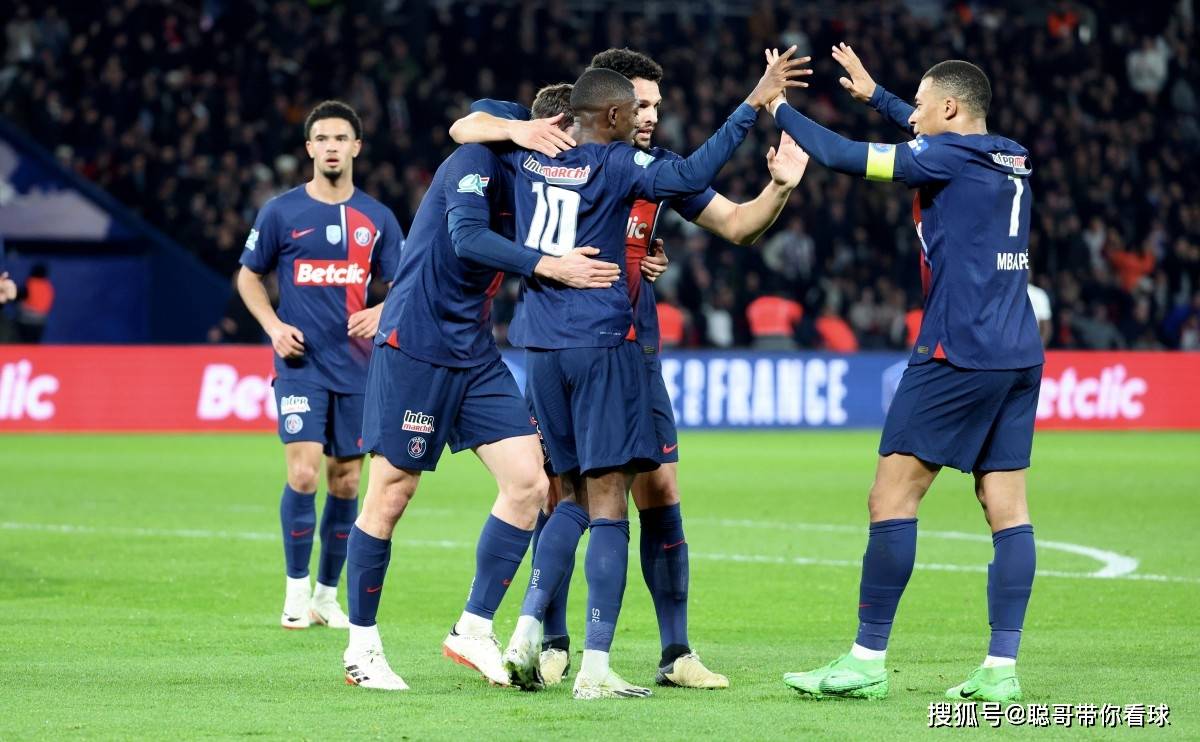 关于里昂在比赛中取得胜利,稳固联赛前四名位置的信息 关于里昂在比赛中取得胜利,稳固联赛前四名位置的信息